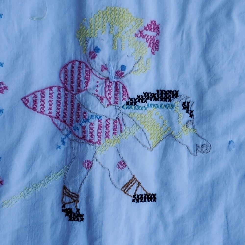 Vintage Handmade Baby Blanket embroidered animals - Picture 7 of 10